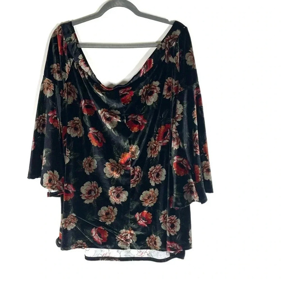 Torrid Floral Print Velvet Off Shoulder Bell Sleeve Top Size 3 - Picture 8 of 8
